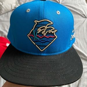 Vintage pink dolphin snapback
